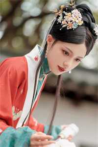 订婚宴上，发现未婚夫还有个儿子新书