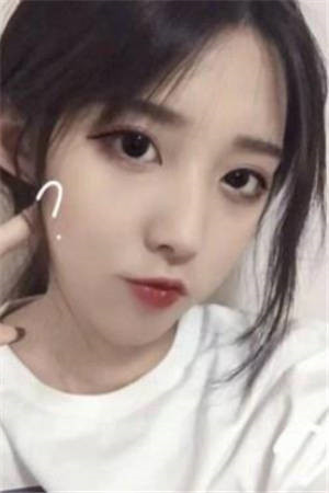 我和闺蜜穿成婆媳后，携款潜逃了C400顾辞叶可全文