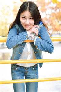 丈夫和前妻用情侣车牌C400番外+无删减