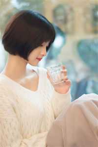 重生后，我手撕恶毒女网红和伥鬼闺蜜全局