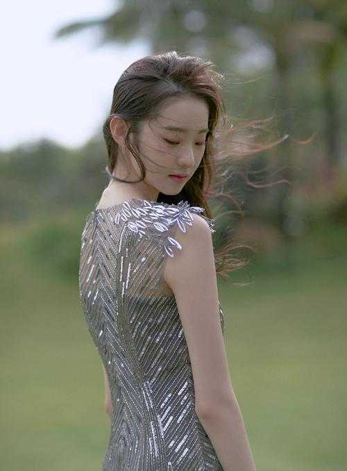 重生后,我送给伥鬼闺蜜完美婚礼全文