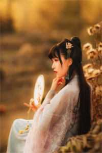 老公白月光逼我裸奔，我选择离婚章节