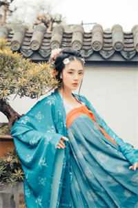 带着女儿嫁豪门，气死新婚旧爱全局