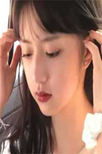 妻子为竹马出气给女儿灌酒，可她才吃头孢未删节