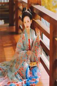 绝美咸鱼在七零全文孔恨玉华宛儿