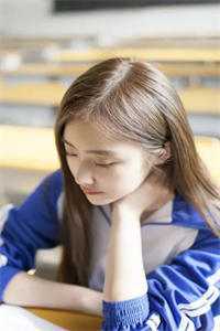 未婚夫婚礼那天，真千金为我洗刷冤屈无删减全文