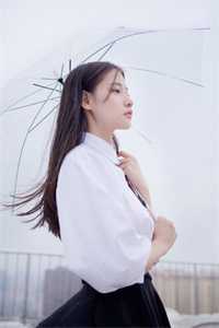 冷眼旁观小侄女被嫂子戴上金锁头全章节