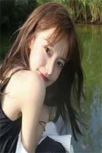 交300摆摊，被垃圾桶围堵后，我拿出一箱军功章试读