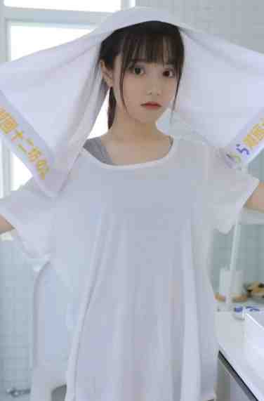 老公和我一起重回八零，他却转身去追求厂长女儿免费看