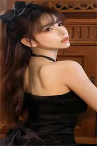 洪水决堤时，他在给初恋修收音机吴晓梅蒋伟业小说结局