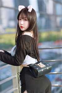 成为前任小婶后，吊打不听话的侄子精选