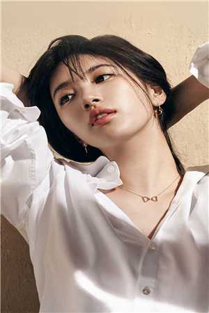 未婚夫为白月光出气，一元点天灯拍卖我的新婚夜完结+番外