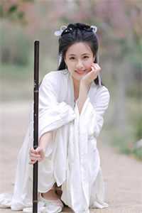 叛军来犯，未婚妻为等竹马不愿撤离爽文