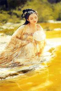 领养五胞胎后，闺蜜和男友却疯了剧情
