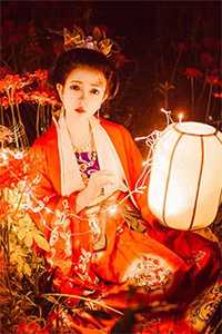 我选嗜血魔君为夫，偏爱伴生妖的三个妖奴悔哭了好书