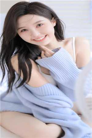 会议室里，赵青青和我对赌失败赵青青秦琛结局+番外
