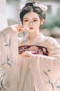 打脸缺心眼的当红小花畅销