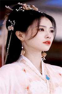 清竹吐凤鸣柳嫔柳婉婉小说