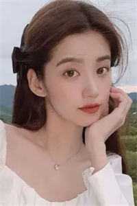 订婚当天女友抛下了我广告
