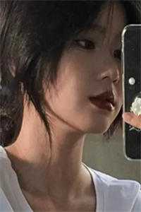 老公和白月光铁塔拥吻后，发现我不闹了最后结局