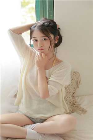 订婚宴未婚夫改娶养妹，我当场改嫁他的残疾大哥完结txt