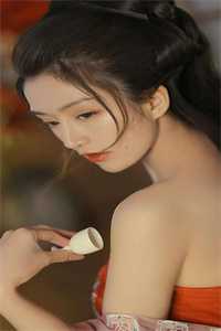 脸盲未婚夫的青梅把我吊在窗外后，我转头嫁给外国富豪推介