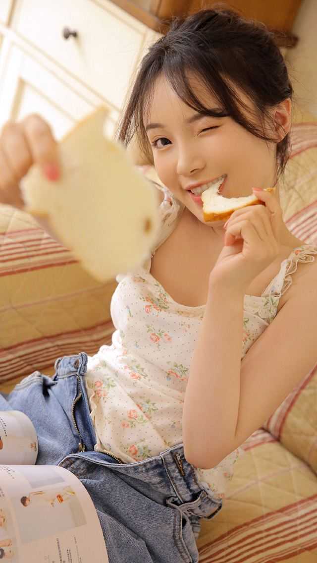 再睁眼,我不做他的妖后新上热文