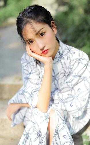 妻子穿着婚纱去参加前任葬礼，女儿哮喘发作而死后续+无弹窗