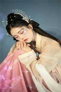 成全嫡姐替嫁后，龙族太子疯了剧情